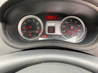 /photos/11353/0ae79512-df9f-4754-963b-361aa430b04a_i320x240.jpg