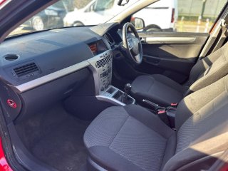 /photos/11353/28b52b23-70e0-4138-9fe9-5a0208cb627f_i320x240.jpg