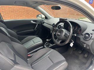/photos/11353/66420eb0-4fb5-4a4e-8e9b-7c61455d851e_i320x240.jpg