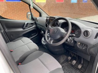 /photos/11353/66f650bb-4d31-48fe-a102-4cf60706d48c_i320x240.jpg