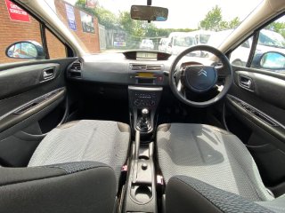 /photos/11353/7b34ef81-02e5-4875-ae6c-210252220303_i320x240.jpg