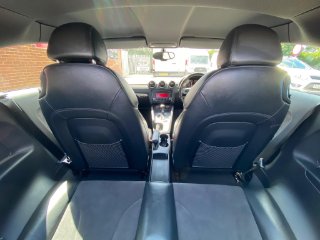 /photos/11353/8c30c521-6240-4a17-8c13-ed42bb62111c_i320x240.jpg