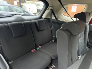 /photos/11353/8f6e3fd4-c58a-43ab-8413-ccbfea18fa8a_i320x240.jpg