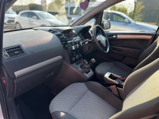 /photos/11353/963fcf03-38fc-45e1-b924-22a8535f014b_i320x240.jpg