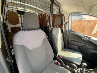 /photos/11353/9d375db0-d16d-4f29-a517-b243dc395311_i320x240.jpg