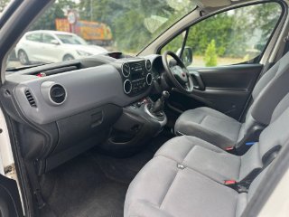 /photos/11353/a8e93b25-e141-4d0d-97f5-8929957e6036_i320x240.jpg