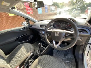 /photos/11353/cf5368de-3ca9-4eb4-89b2-6a18a315580a_i320x240.jpg