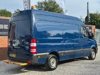 /photos/11353/d6f5e175-41e5-474f-a697-a4df876d8172_i320x240.jpg