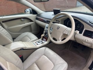 /photos/11353/e1f74aaf-f7ed-41d3-980f-0e385c32aa07_i320x240.jpg
